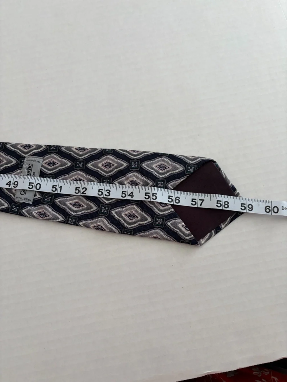 Guy Laroche Diffusion Silk Tie Gray Navy Geometric Medallion Designer